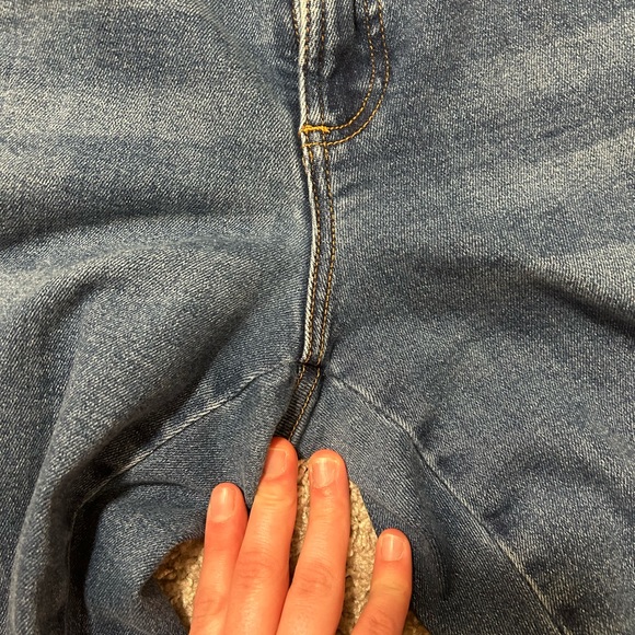 Women’s Universal Standard Dark Wash High Rise Straight Leg jeans. Size 10 - Picture 6 of 9